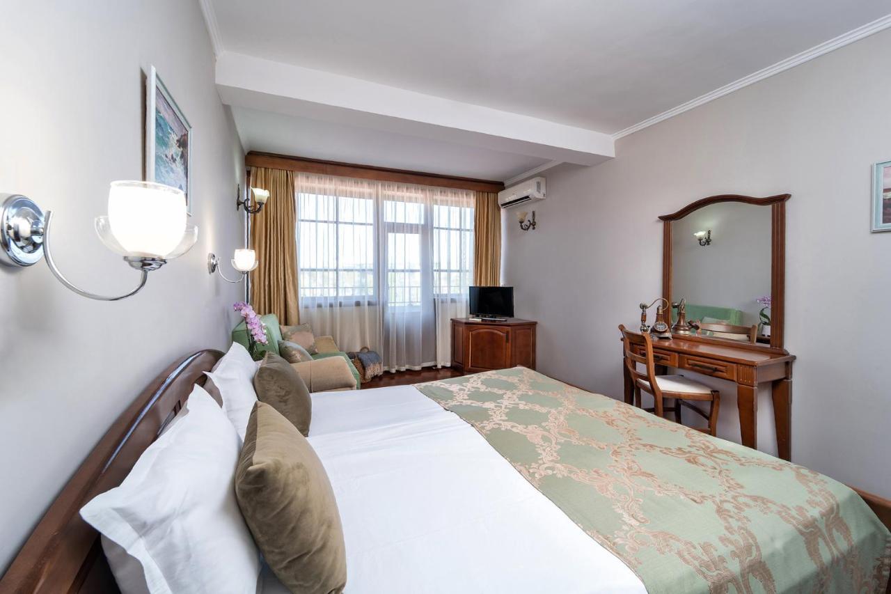 Hotel Izvora Kranevo Bagian luar foto