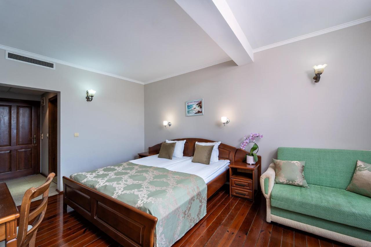Hotel Izvora Kranevo Bagian luar foto