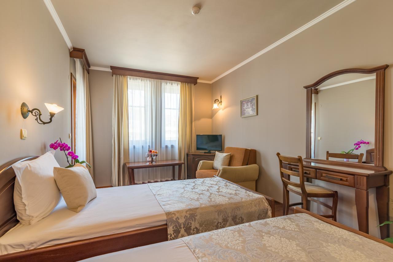 Hotel Izvora Kranevo Bagian luar foto