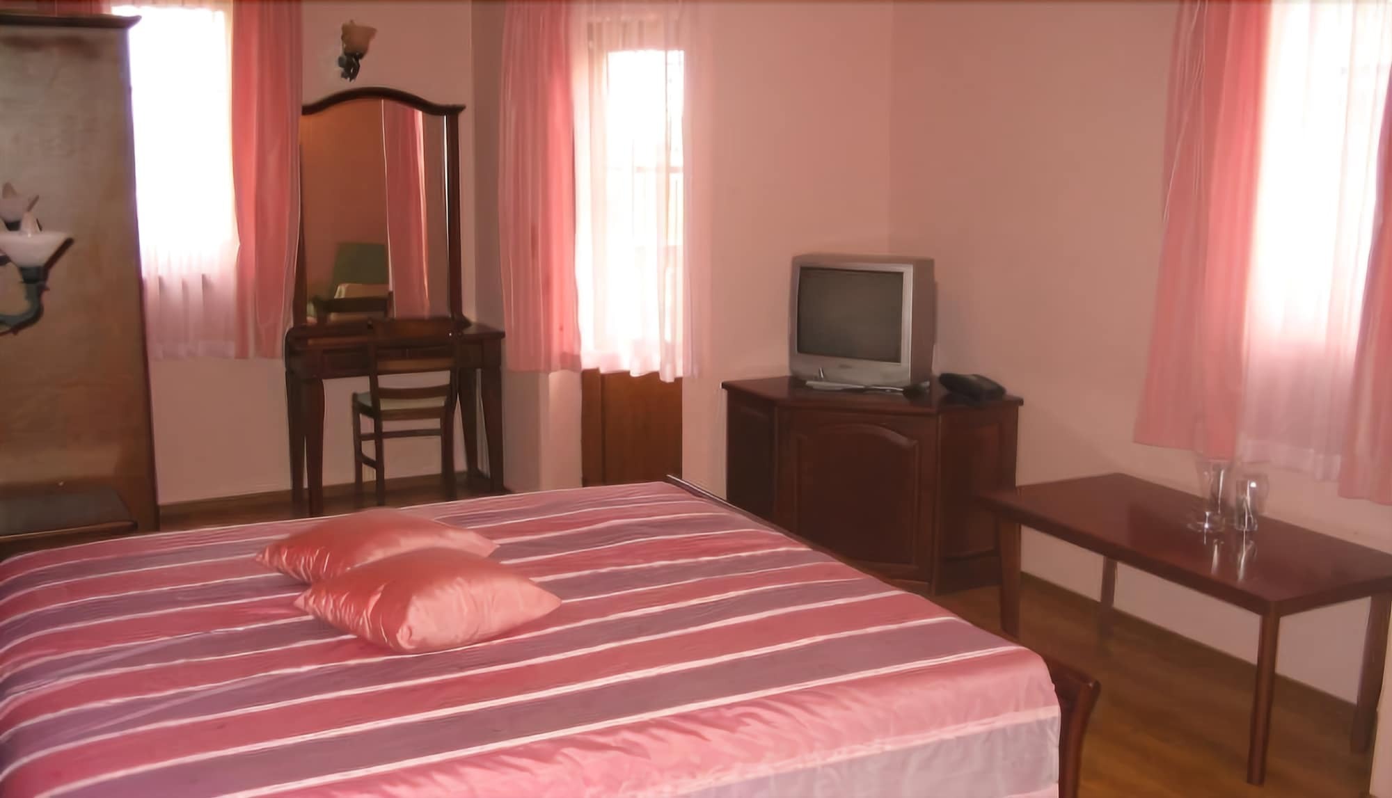 Hotel Izvora Kranevo Bagian luar foto
